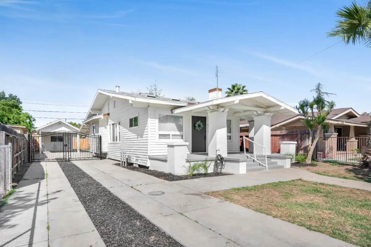 939 N Safford Avenue, Fresno, CA 93728 - #1