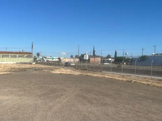 1456 N Street, Firebaugh, CA 93622 - #2