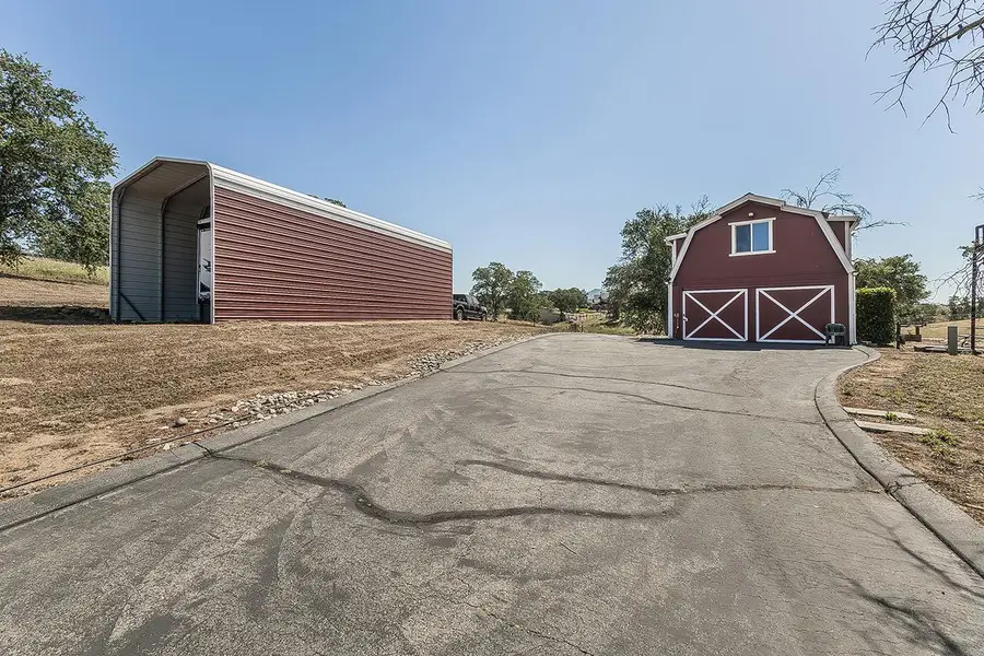 14049 Oak View Drive, Prather, CA 93651 - #3