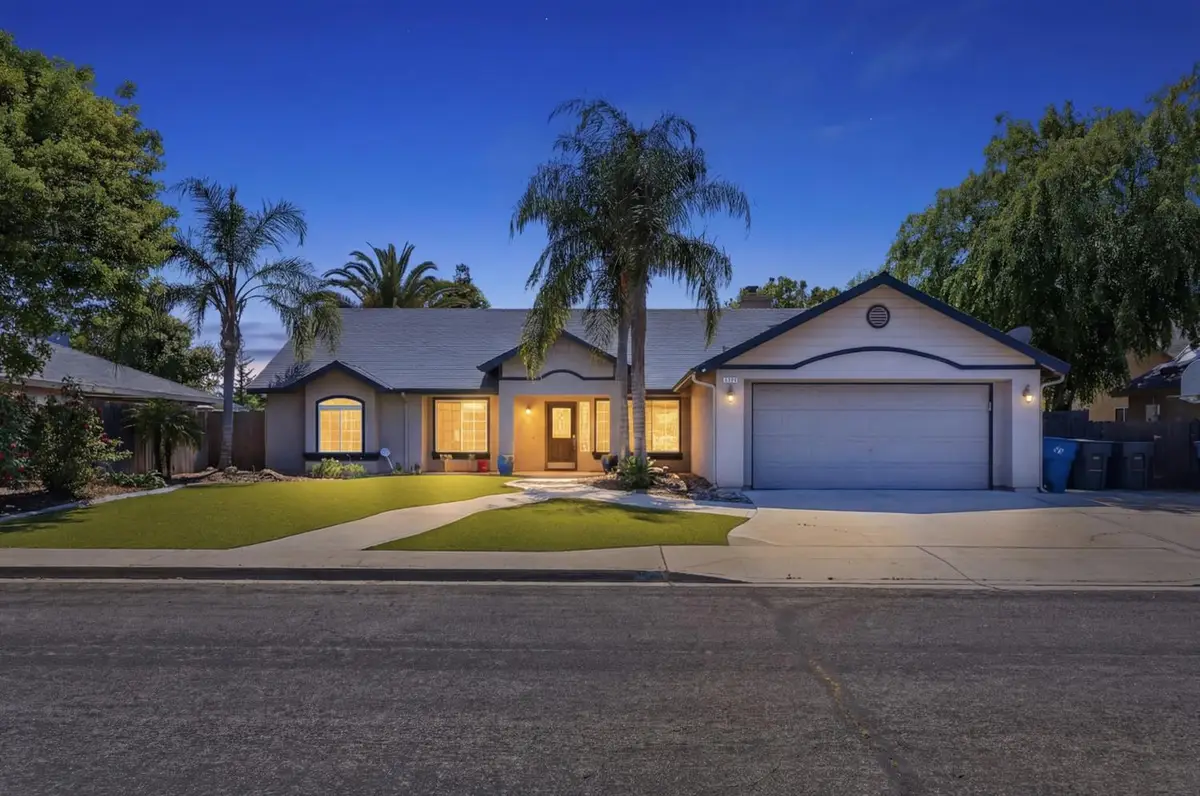 1668 Bedford Avenue, Clovis, CA 93611 - #1