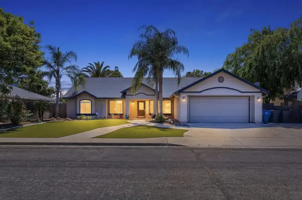 1668 Bedford Avenue, Clovis, CA 93611