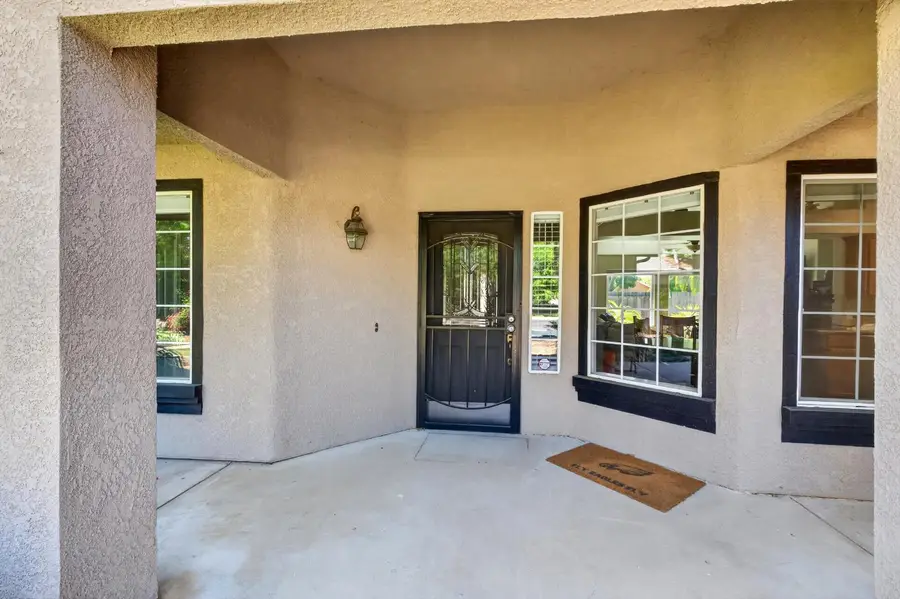 1668 Bedford Avenue, Clovis, CA 93611 - #3