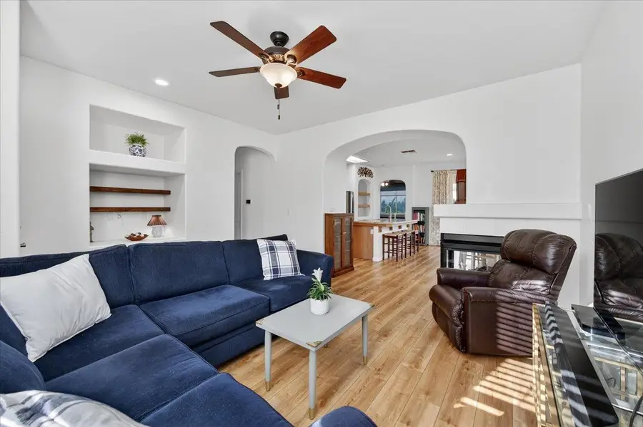 1618 N Dublin Lane, Clovis, CA 93619 - #2