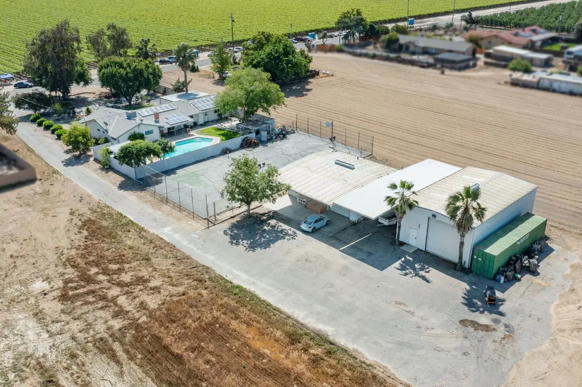 8519 S Orange Avenue, Fresno, CA 93725 - #1