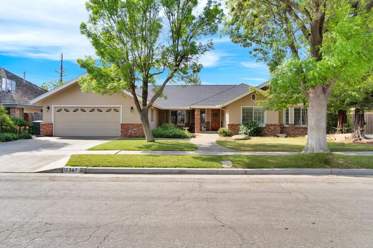 1367 E Decatur Avenue, Fresno, CA 93720 - #1