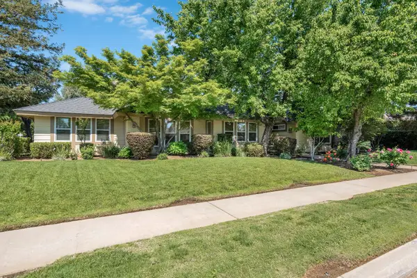 674 E Cole Avenue, Fresno, CA 93720