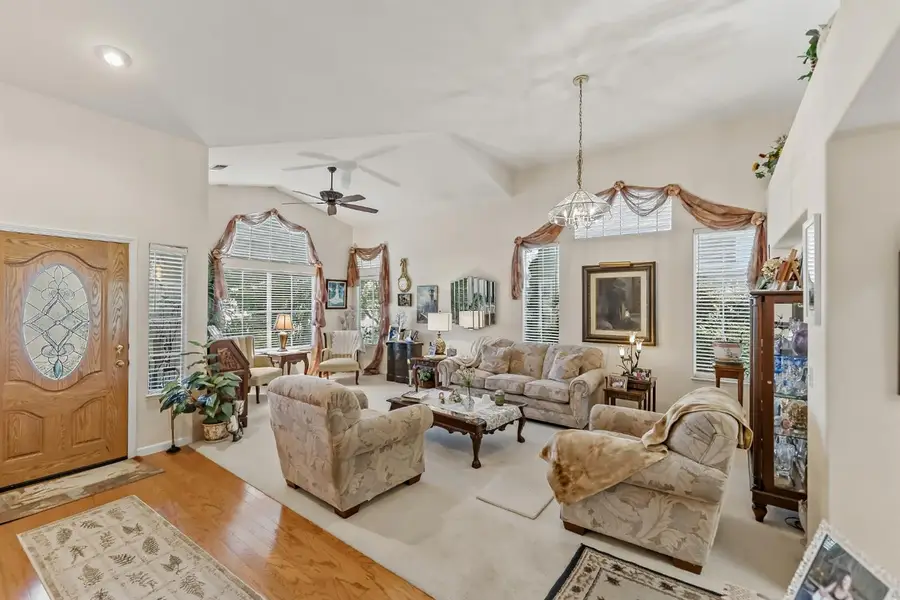 8613 N Whitney Avenue, Fresno, CA 93720 - #3