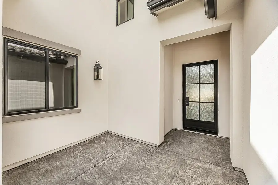 11421 N Live Oak Drive, Fresno, CA 93730 - #3