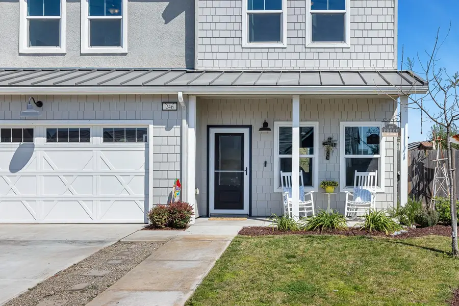 246 Huntington Avenue S, Madera, CA 93636 - #3