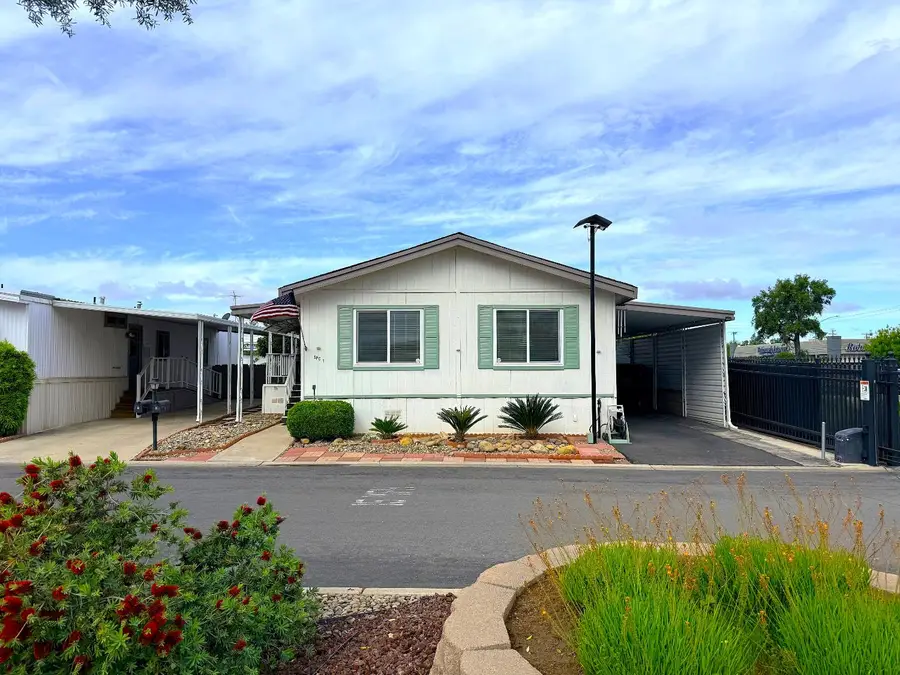 221 W Herndon Avenue #SPC 1, Pinedale, CA 93650 - #2