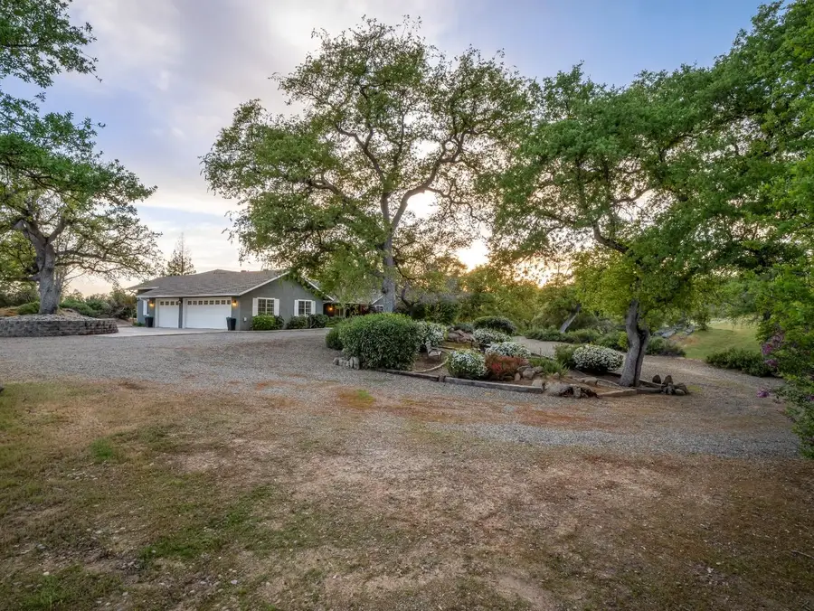 41797 River Knolls Way, Coarsegold, CA 93614 - #2
