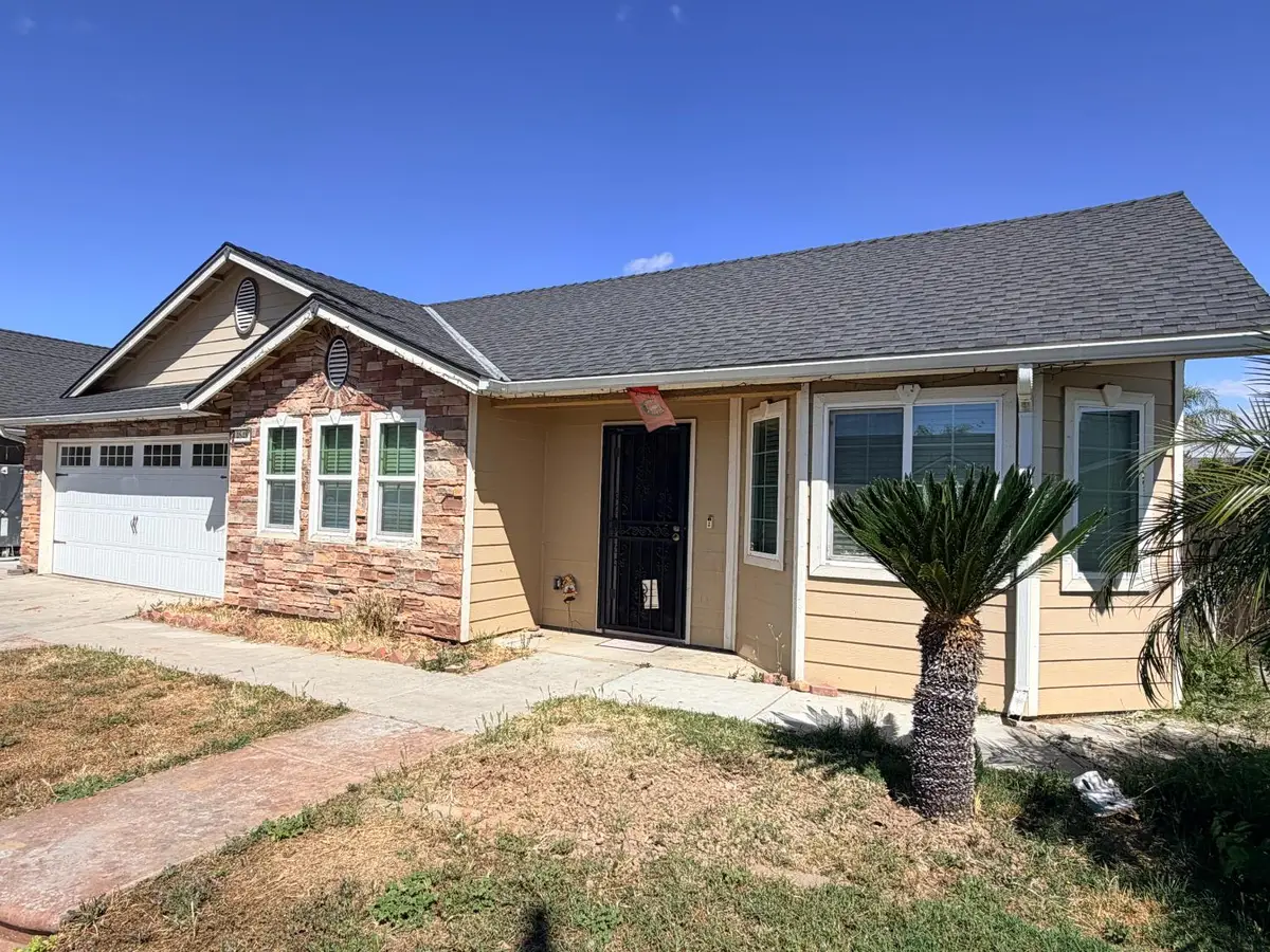 4648 W Harvard Avenue, Fresno, CA 93722 - #1
