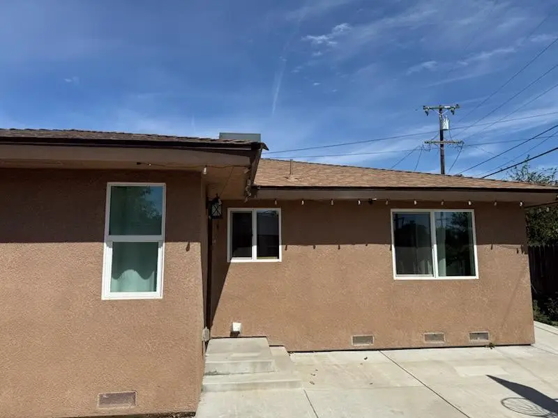 2430 N Rowell Avenue, Fresno, CA 93703 - #2