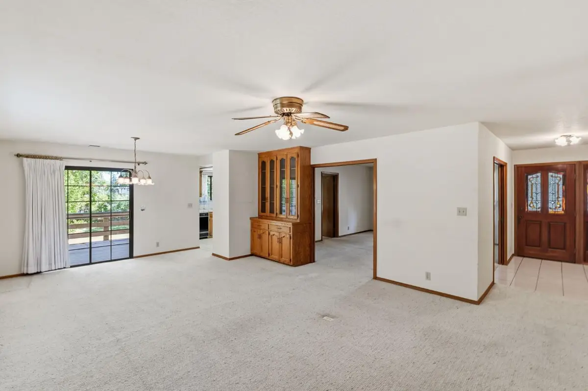 19098 Deane Dr, Madera, CA 93638 - #1