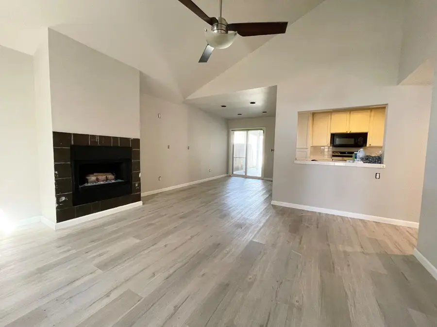 5706 W Ellery Avenue, Fresno, CA 93722 - #3