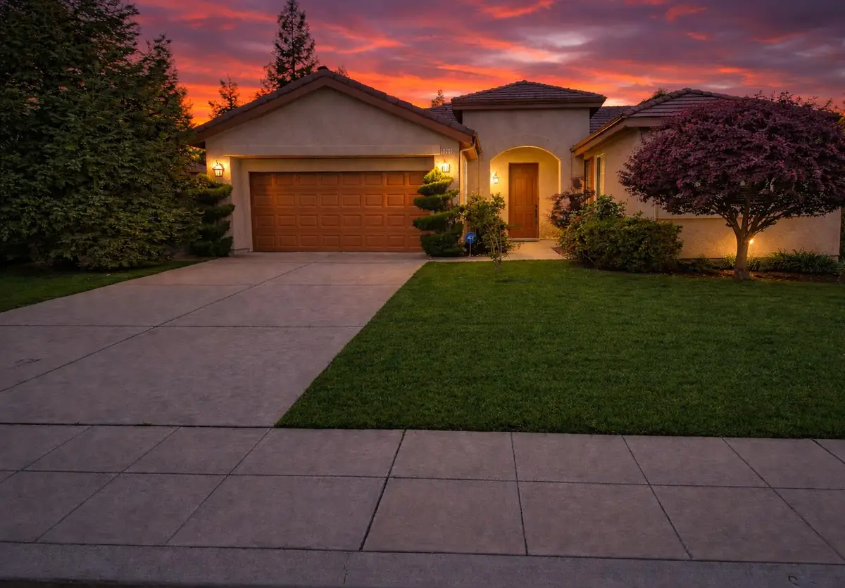 2222 Carson Avenue, Clovis, CA 93611 - #1