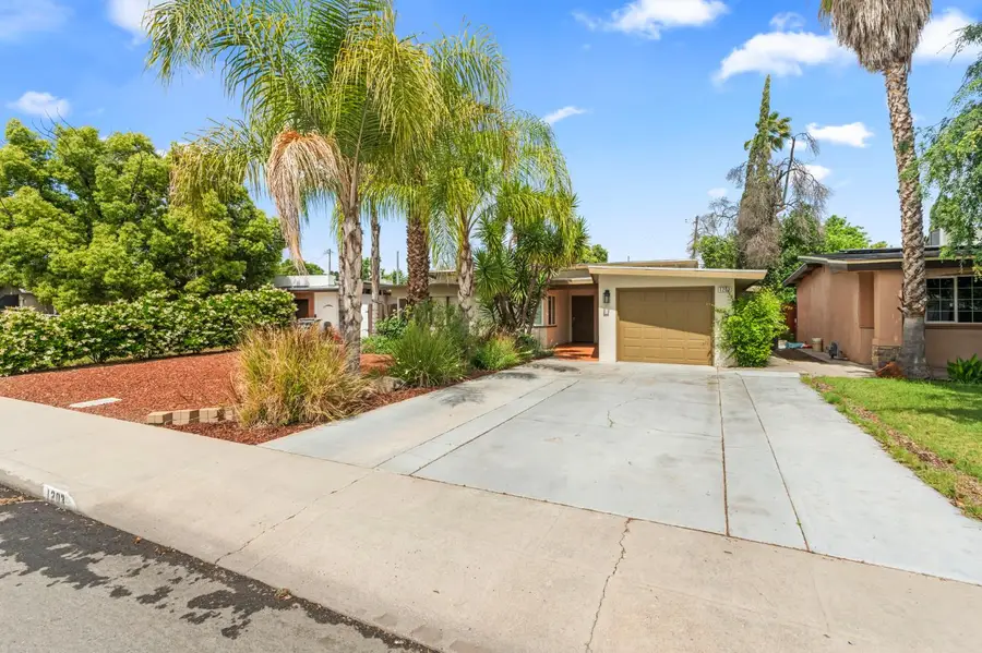 1203 E Simpson Avenue, Fresno, CA 93704 - #2