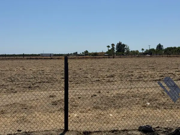 19540 W Central Avenue, Kerman, CA 93630