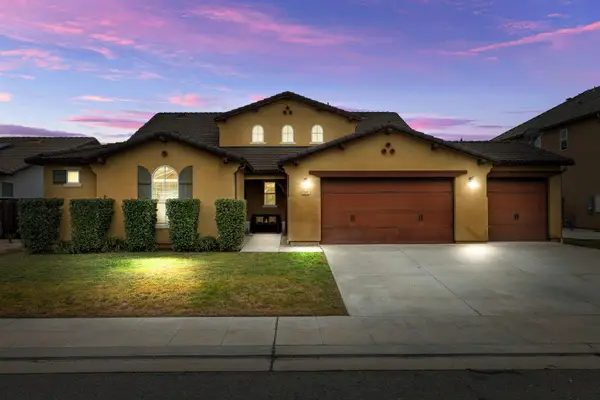 1047 Maine Avenue, Clovis, CA 93619