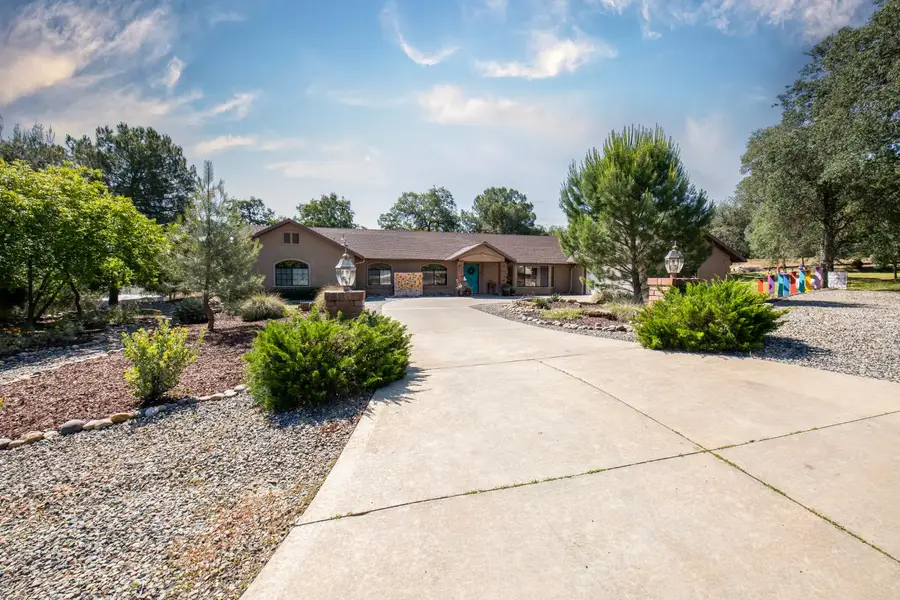 42404 John Muir Drive, Coarsegold, CA 93614 - #3