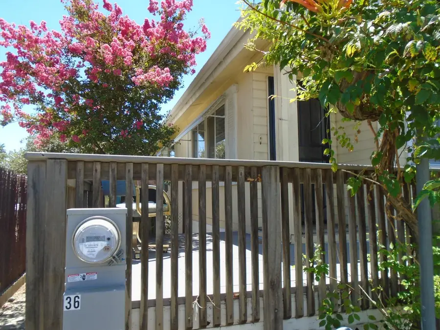 860 E Grangeville Boulevard #36, Hanford, CA 93230 - #3