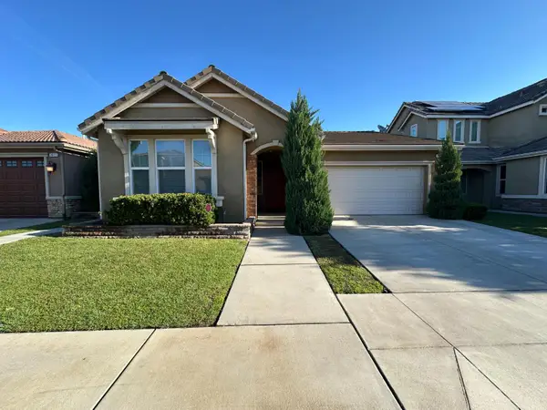 3521 Buckingham Avenue, Clovis, CA 93619