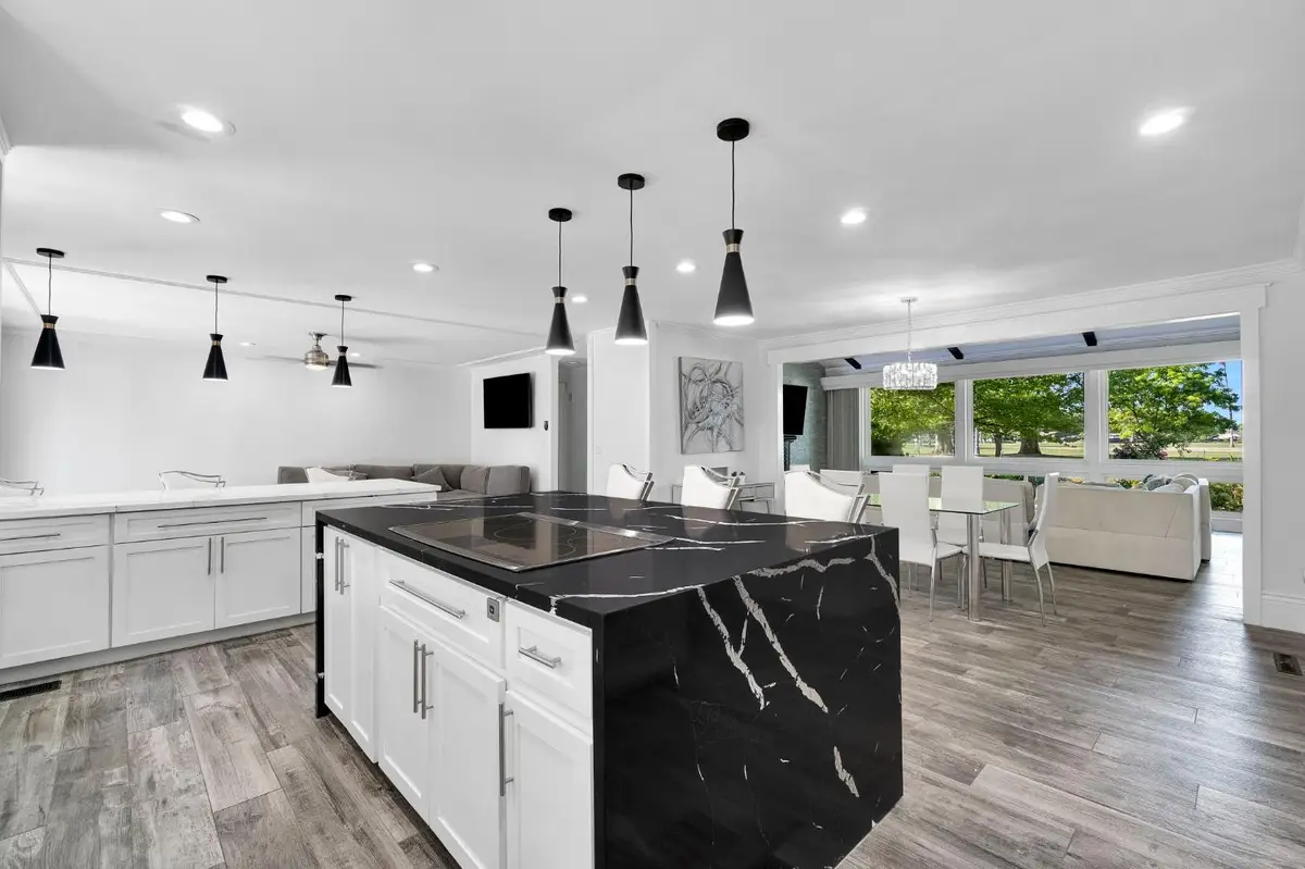 5976 E Butler Avenue, Fresno, CA 93727 - #1