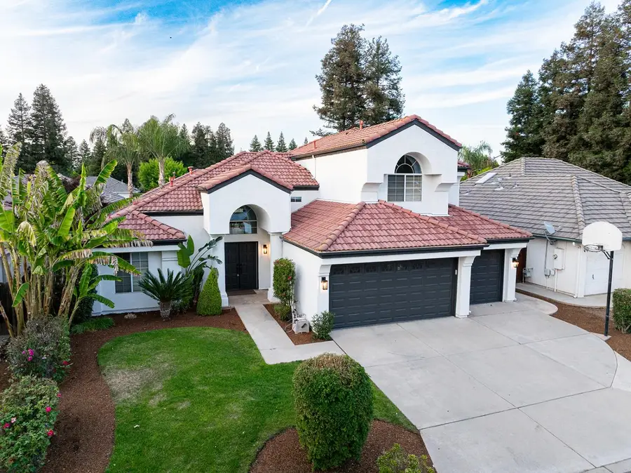 3652 W Tenaya Way, Fresno, CA 93711 - #3