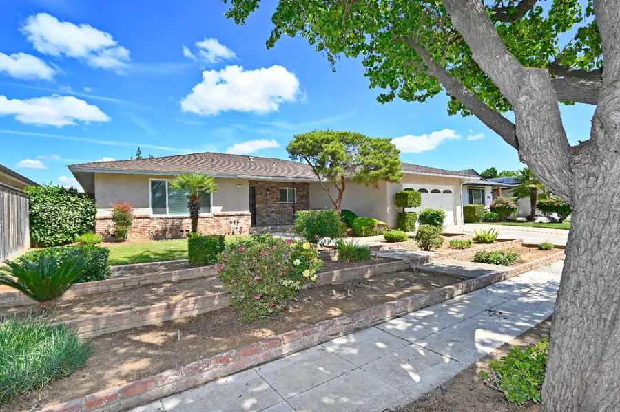 1728 W Fremont Avenue, Fresno, CA 93711 - #2