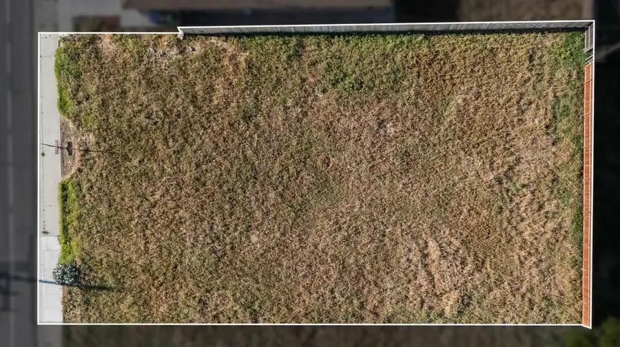 20 N Douty St, Hanford, CA 93230 - #2