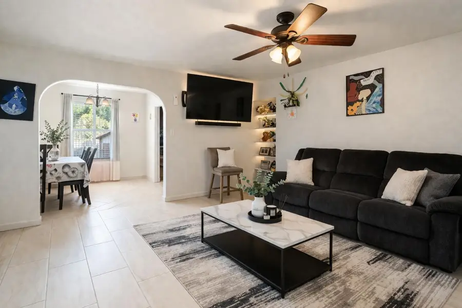 3508 E Lamona, Fresno, CA 93703 - #3