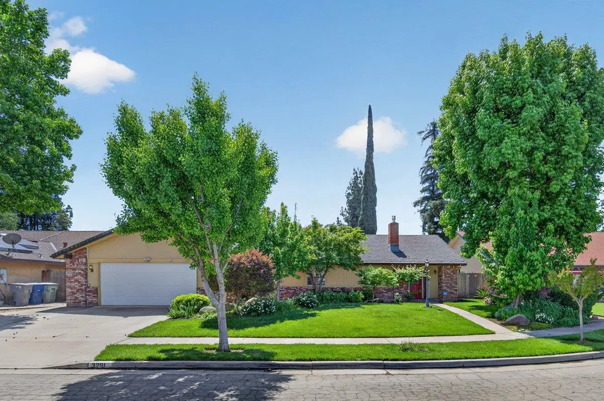 3291 E Los Altos Avenue, Fresno, CA 93710 - #1