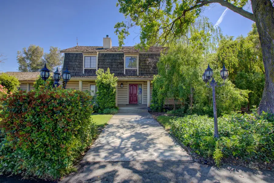 15686 Cozzi Avenue, Dos Palos, CA 93620 - #2