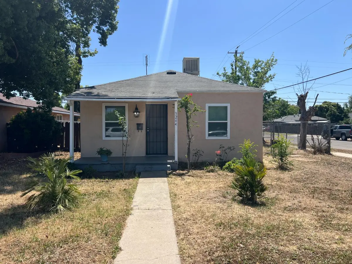 3244 E Pine Avenue, Fresno, CA 93703 - #1