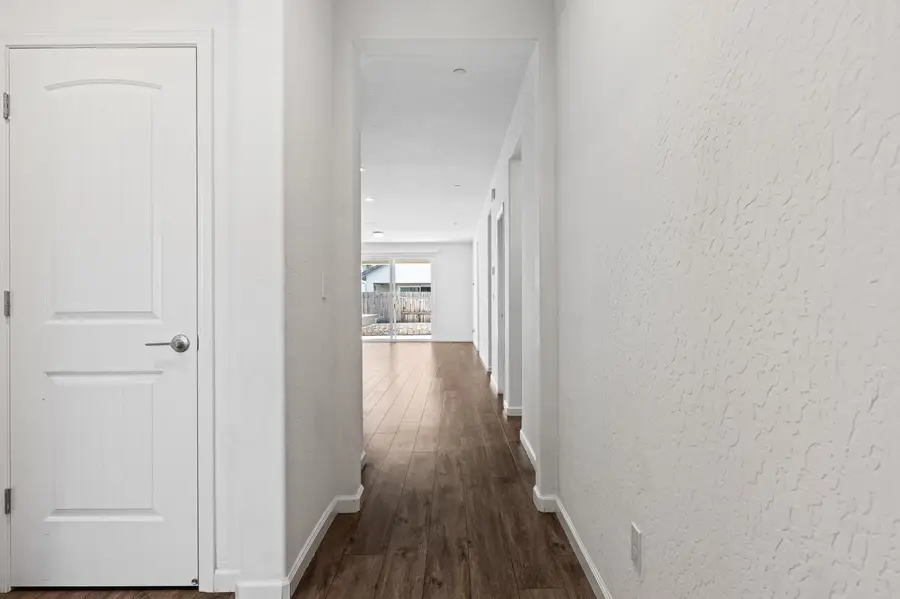 6229 E Vassar Avenue, Fresno, CA 93727 - #2