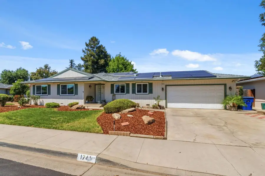 1741 Robinwood Avenue, Clovis, CA 93611 - #2