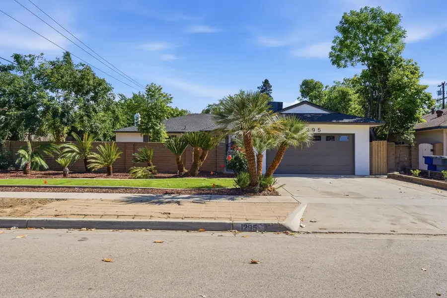 1295 E Almendra Drive, Fresno, CA 93710 - #2