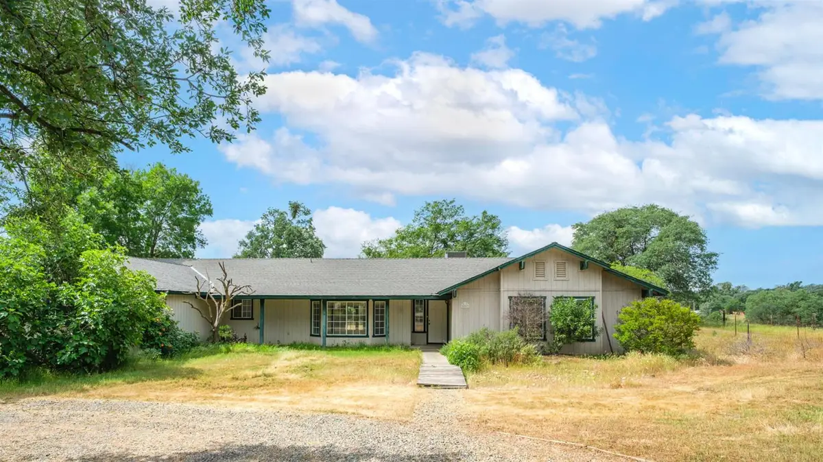 35009 Old Creek Road, Auberry, CA 93602 - #1