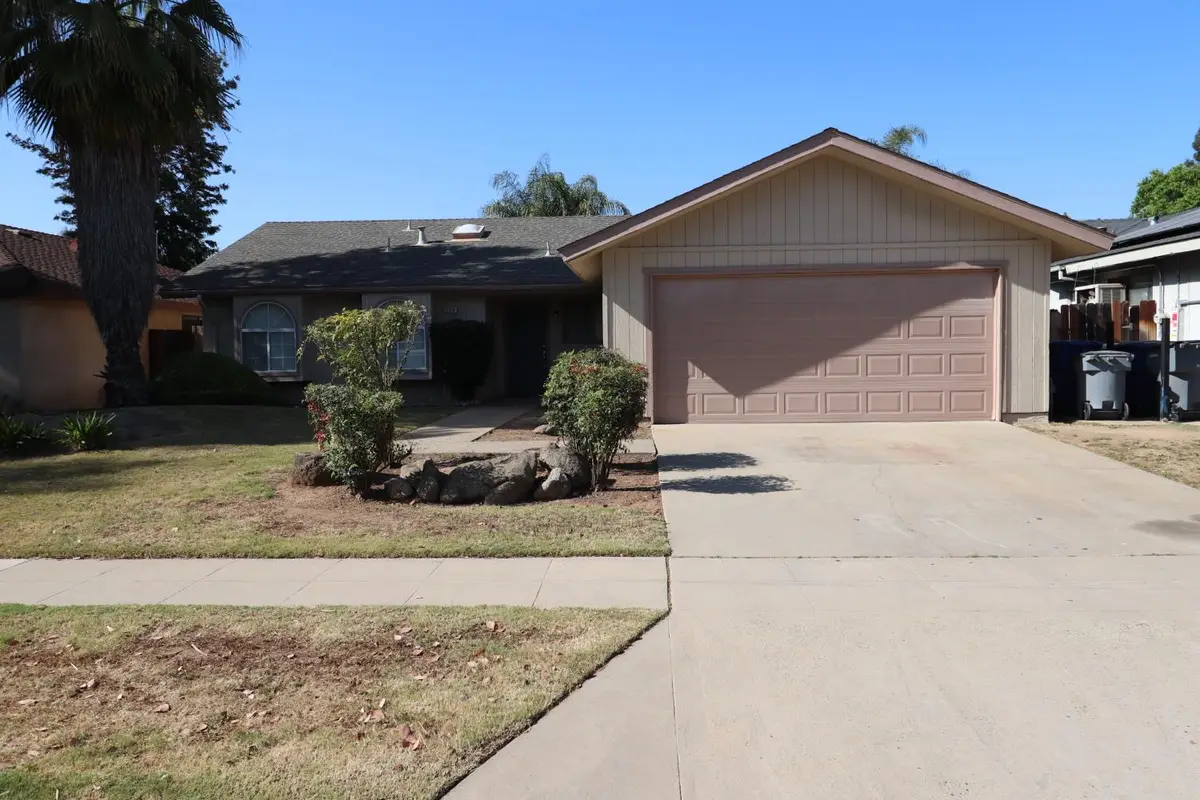 160 W Portland, Fresno, CA 93711 - #1