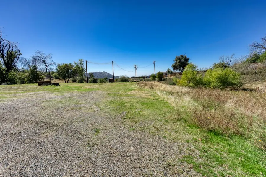 36701 Peterson Road, Auberry, CA 93602 - #2