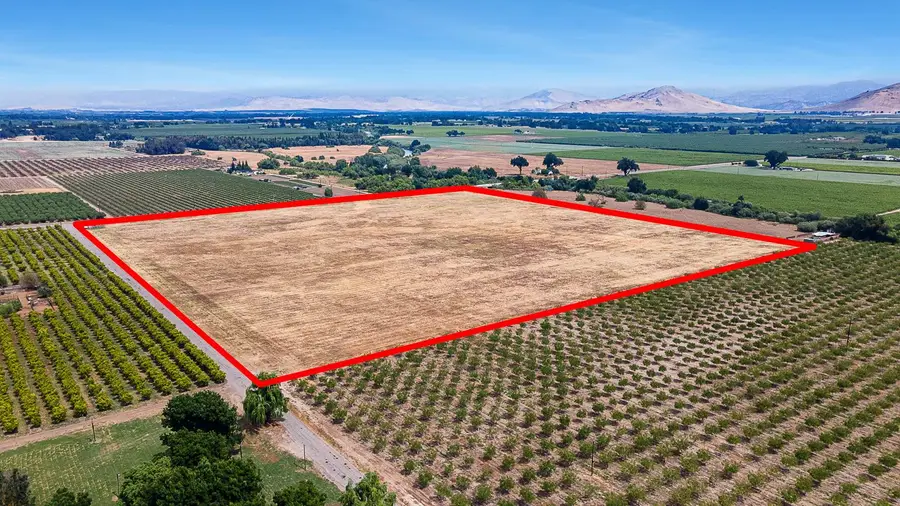 0 E Goodfellow, Sanger, CA 93657 - #2