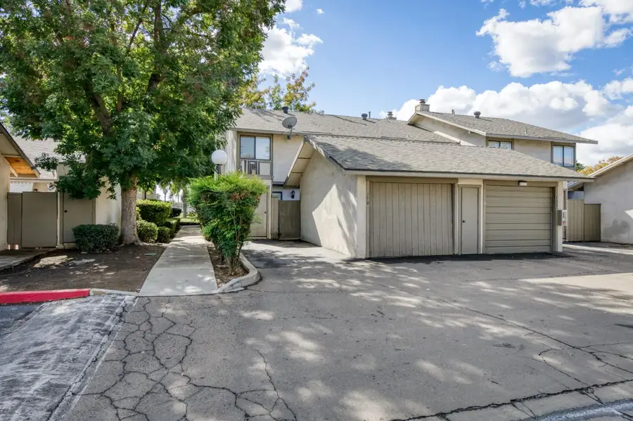 4747 N Woodrow Avenue #120, Fresno, CA 93726 - #3