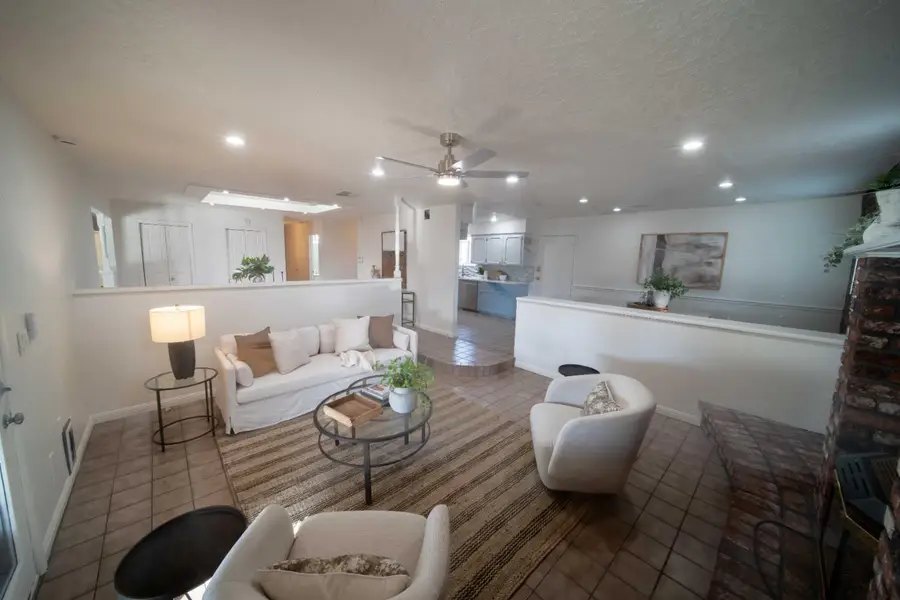 4421 N Woodrow Avenue, Fresno, CA 93726 - #3