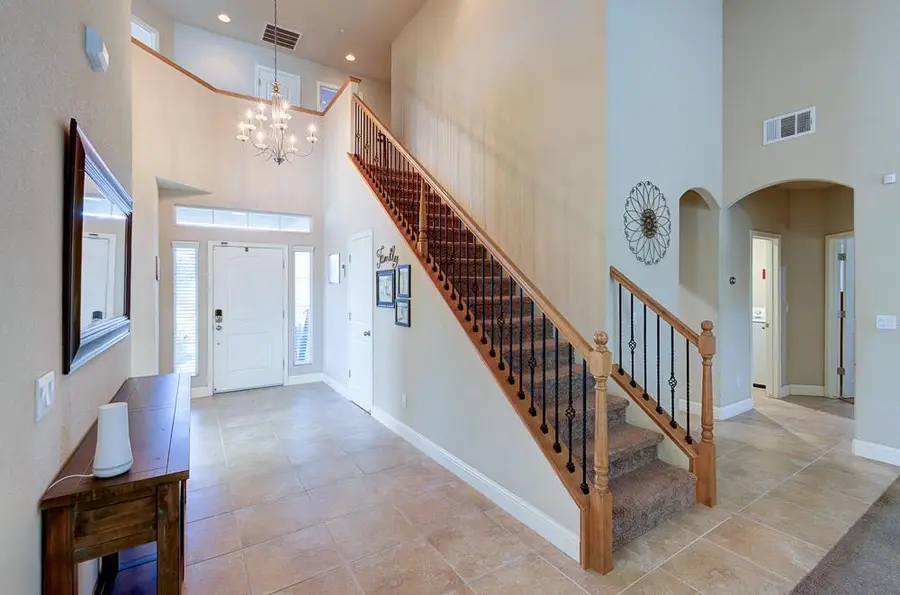 3118 Poe Avenue, Clovis, CA 93619 - #3