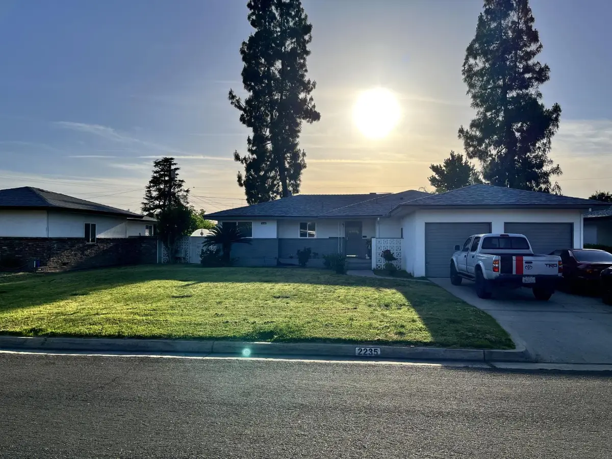 2235 N Backer Avenue, Fresno, CA 93703 - #1