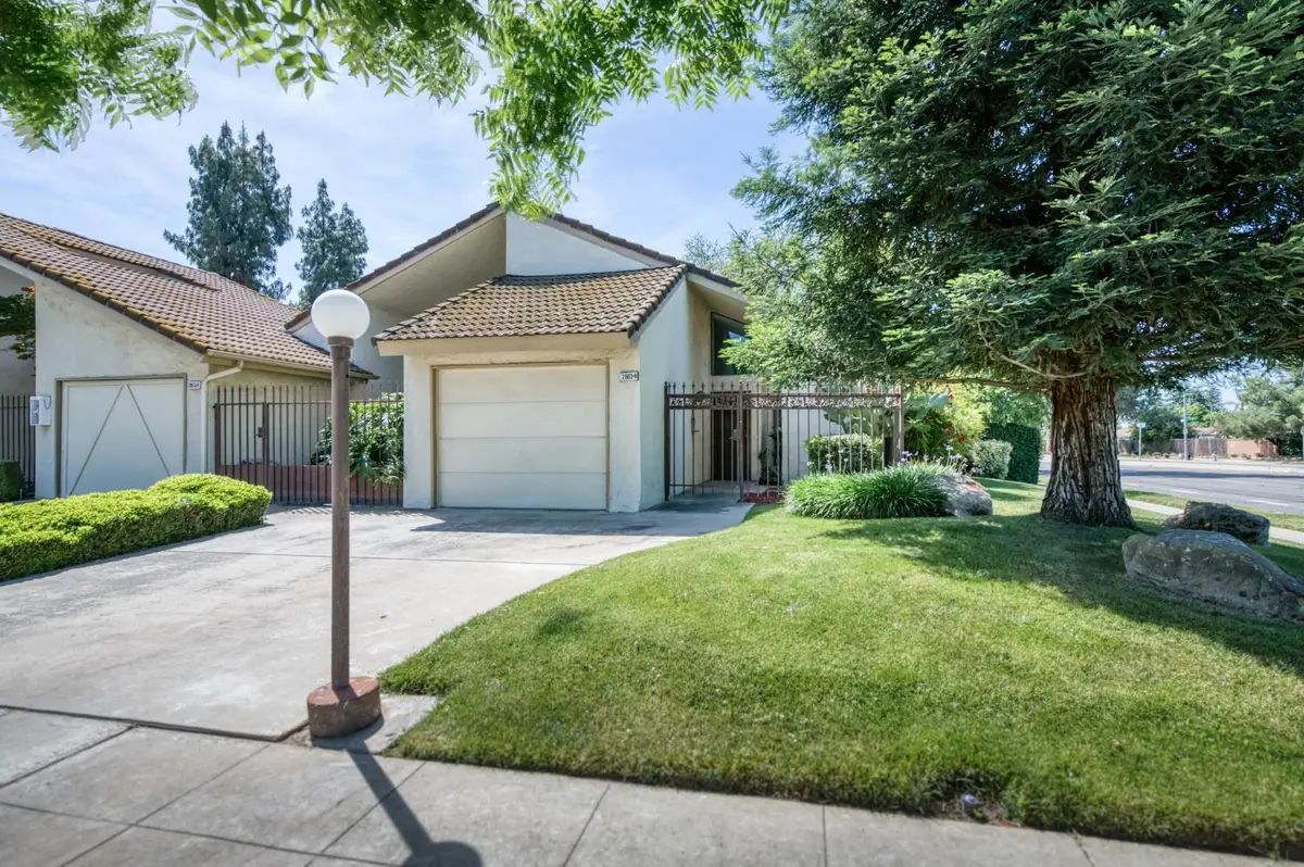 2803 W Celeste Avenue #4, Fresno, CA 93711 - #1