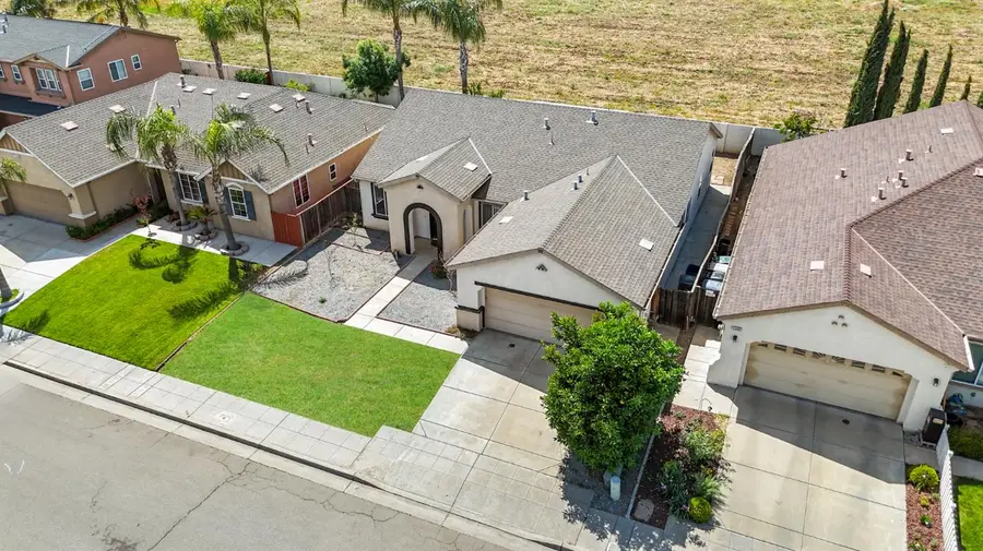 2312 S Bush Avenue, Fresno, CA 93727 - #3