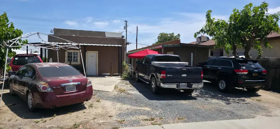 608 7th Avenue, Delano, CA 93215 - #3