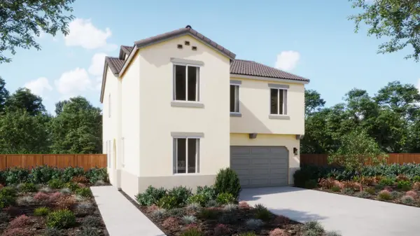 2902 E Veleta Drive, Fresno, CA 93730