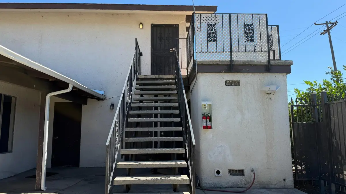 2514 E Andrews Avenue, Fresno, CA 93726 - #1